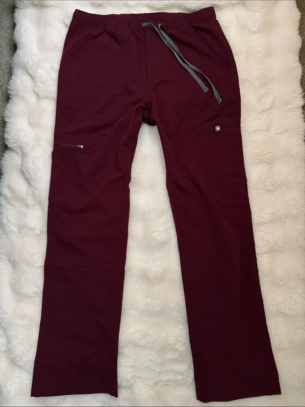 Figs Women's Maroon Drawstring Scrub Pants